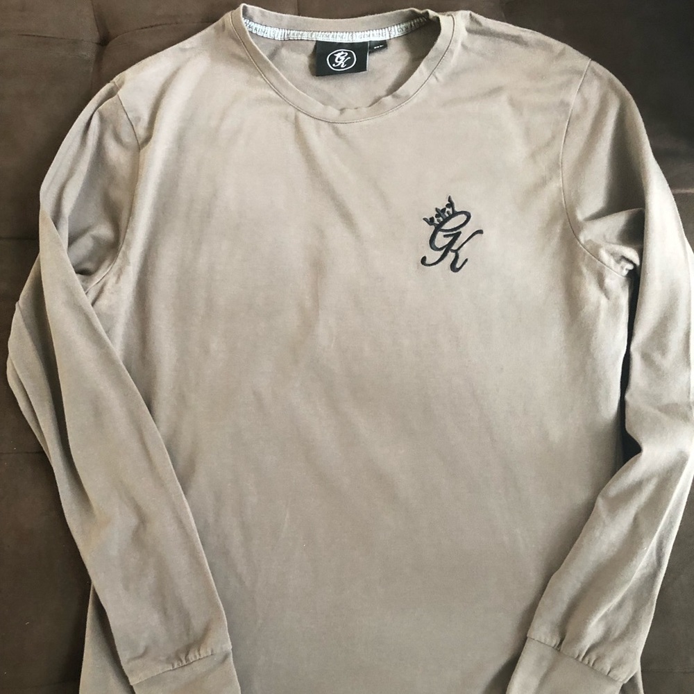 Gym King Long Sleeve Tee in Muscle Fit, in good condition!